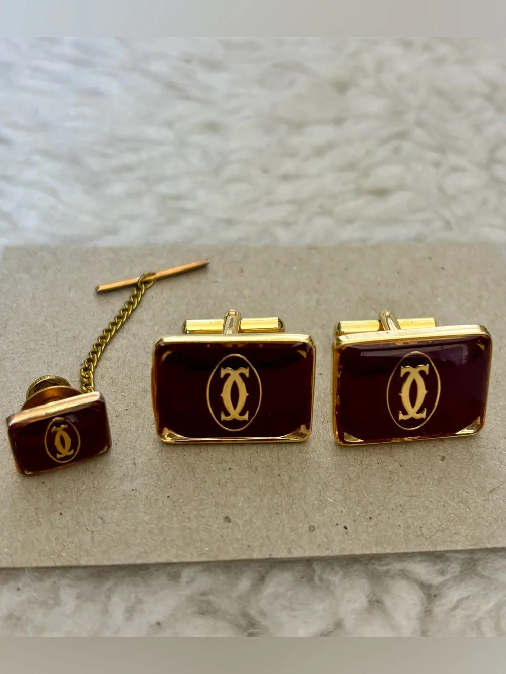 Cartier 2C Bordeaux Gold Set of  Tie pin & Cufflinks 1” x .75”